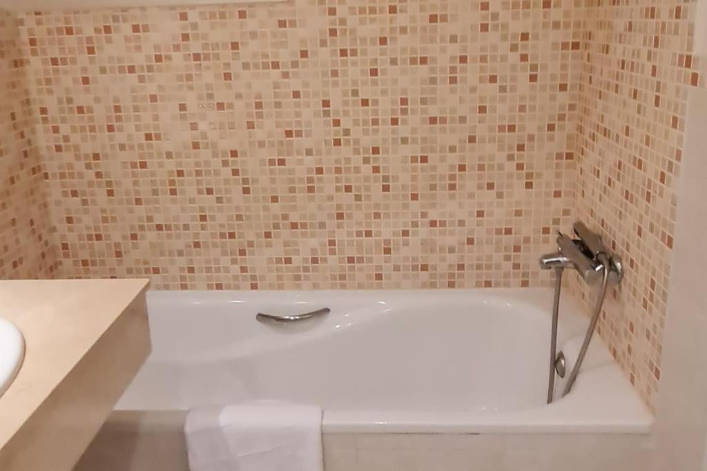 Villa Lux פינסטראט מראה חיצוני תמונה
