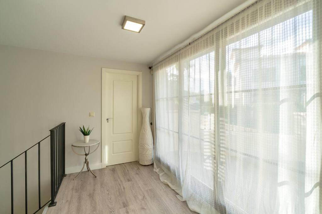 Villa Lux פינסטראט מראה חיצוני תמונה